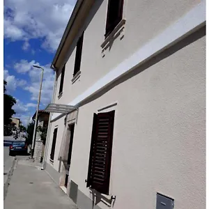  Apartment Vanesa